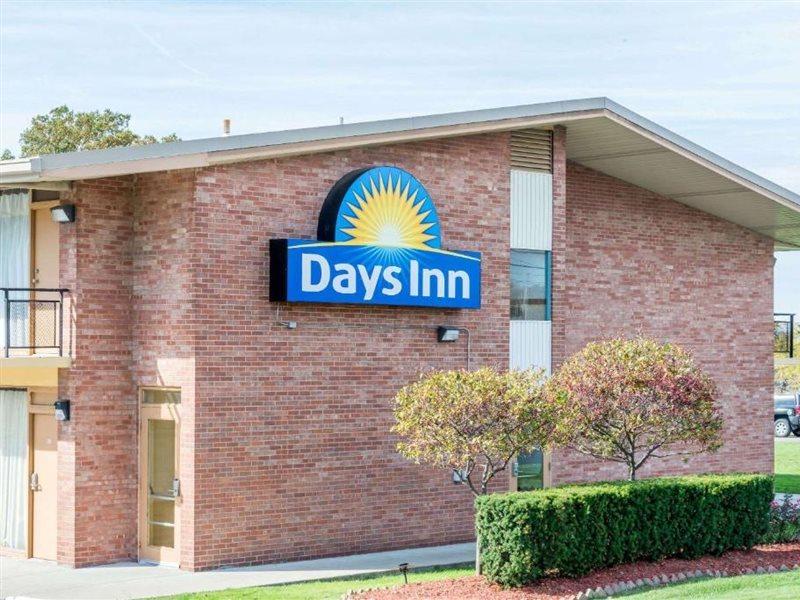 Days Inn By Wyndham Niles מראה חיצוני תמונה